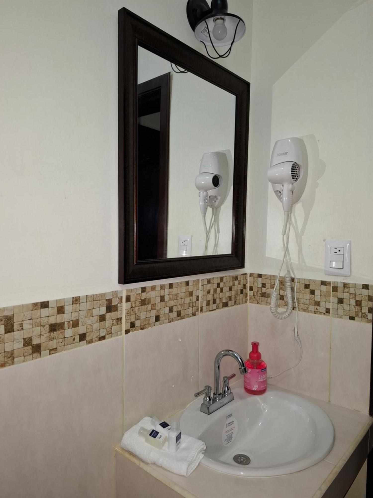 Maho'S Apartamentos Tela Εξωτερικό φωτογραφία
